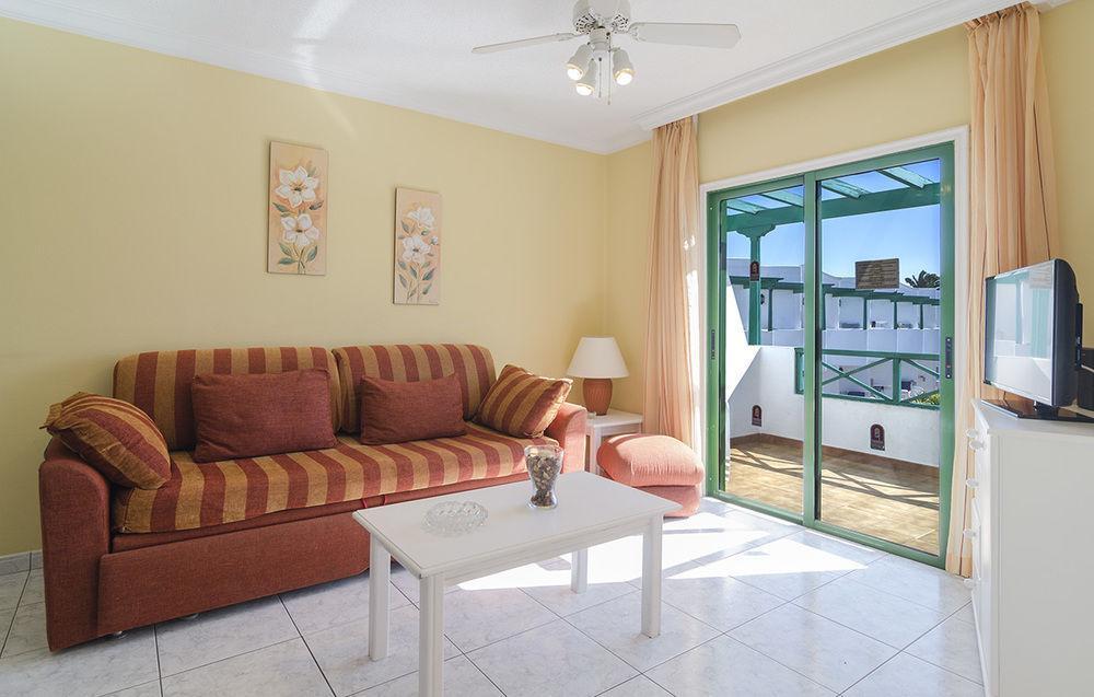 Las Adelfas Puerto del Carmen  Exterior photo